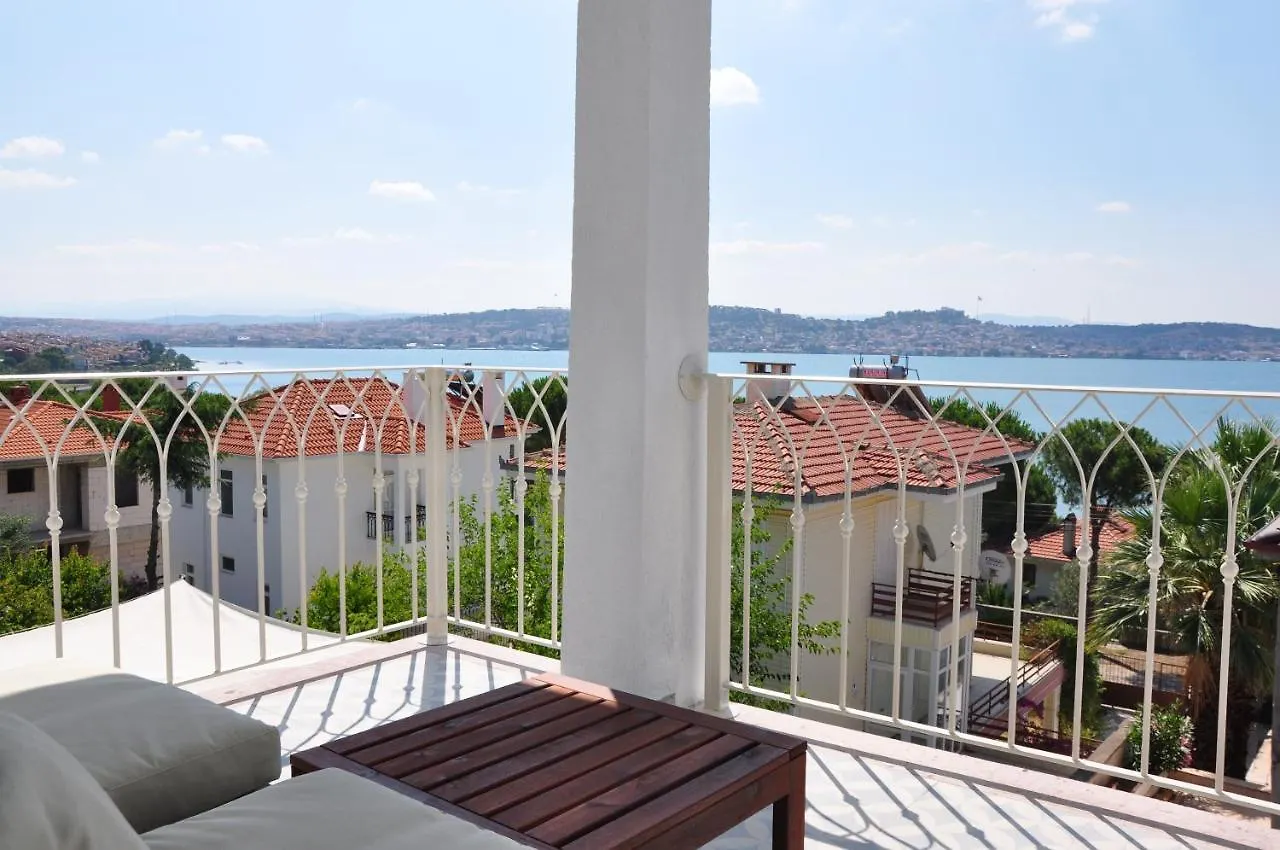 Masmavi Otel Cunda Turkey